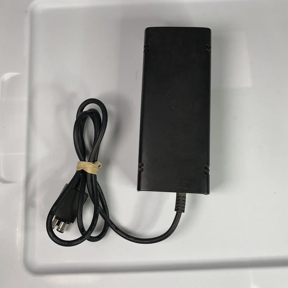 Microsoft AC Adapter Model A10 120N1A P/N X856283-004‎